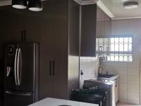  of property in Walkers Fruit Farms SH