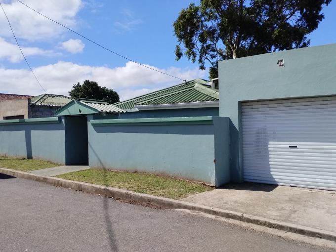 3 Bedroom House for Sale For Sale in Milner Estate Lennox Estate & Pan - MR676737