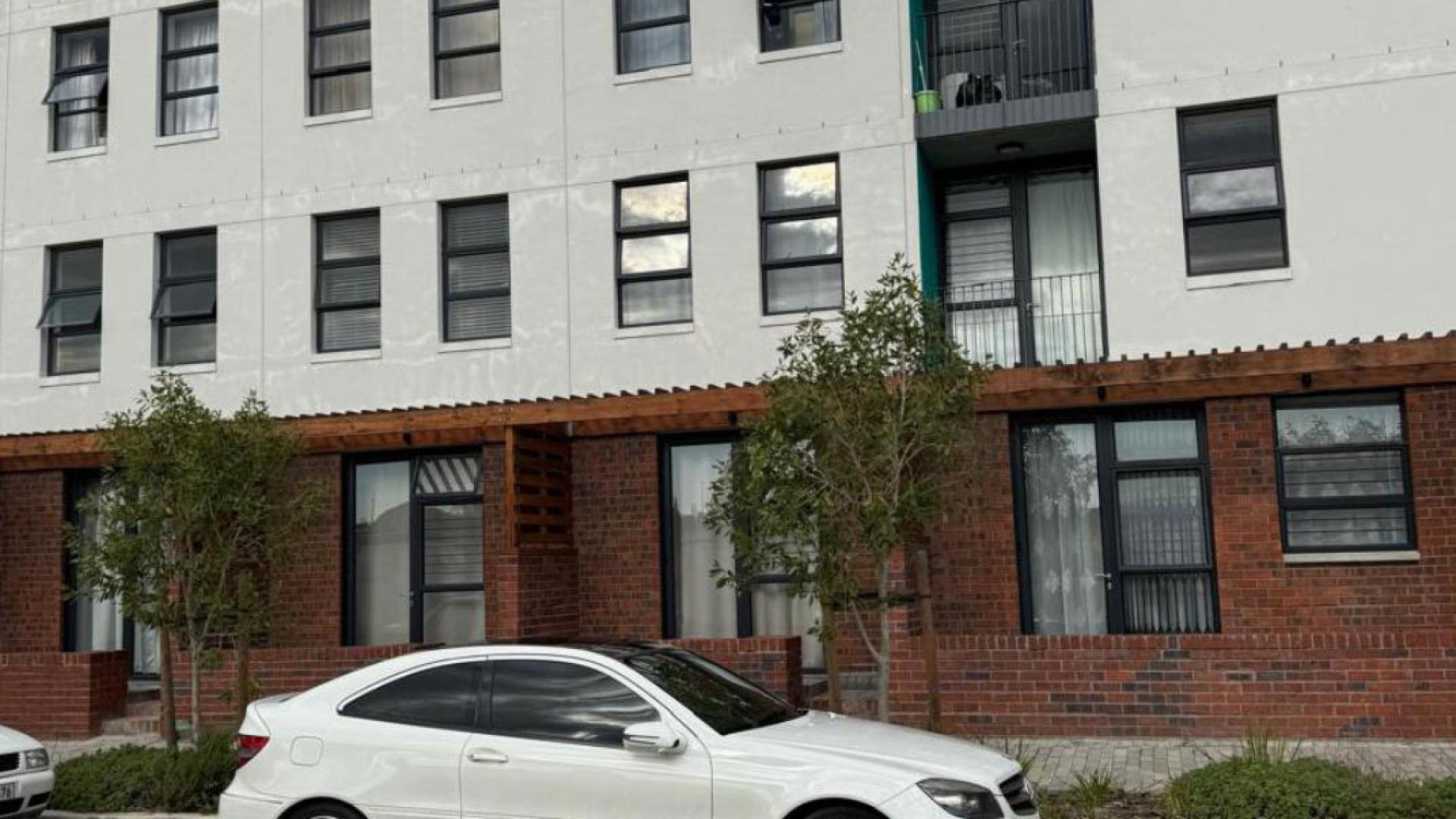 Front View of property in Goodwood