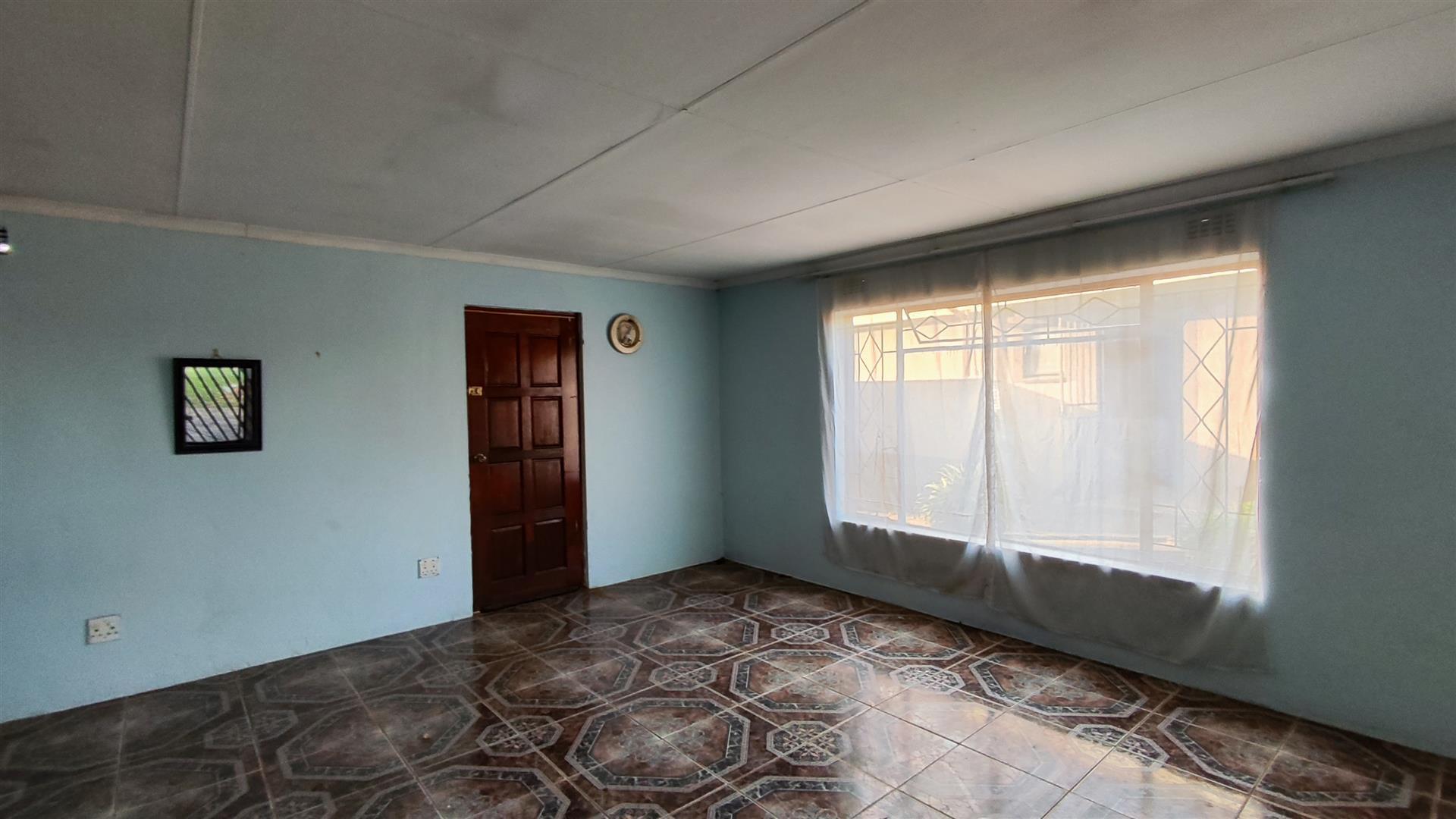 Entertainment - 60 square meters of property in Primrose