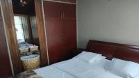 Bed Room 1 of property in Primrose