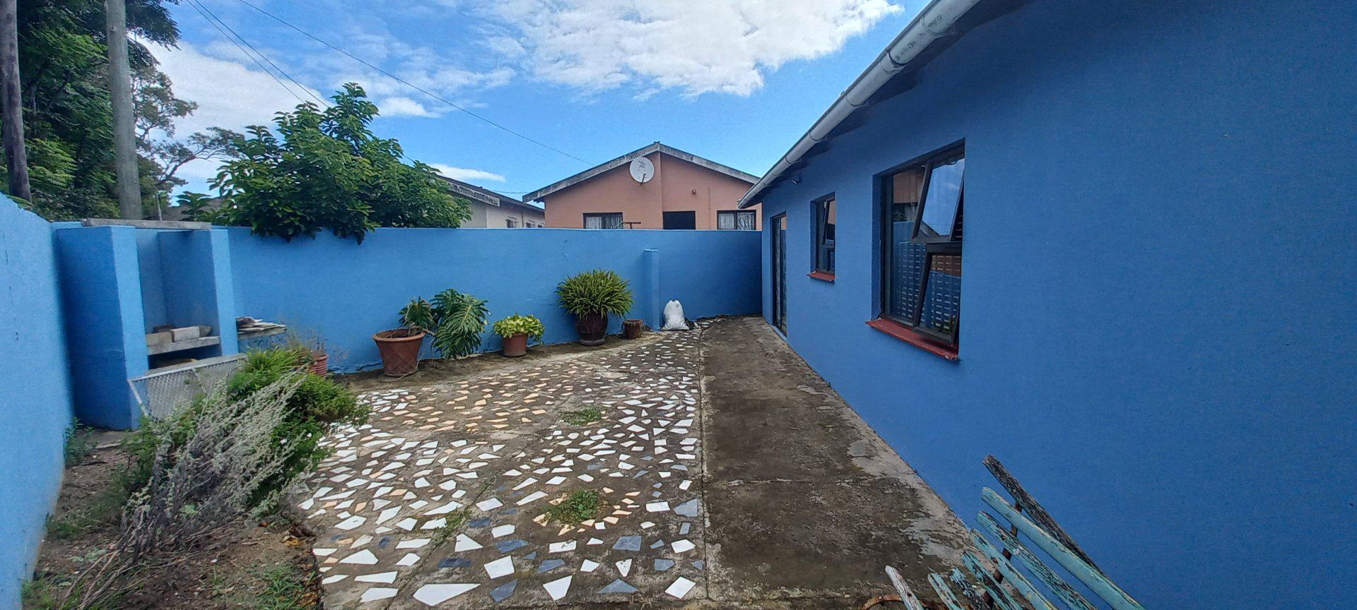  of property in Amalinda