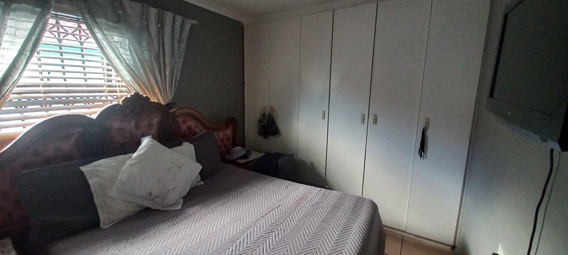  of property in Amalinda