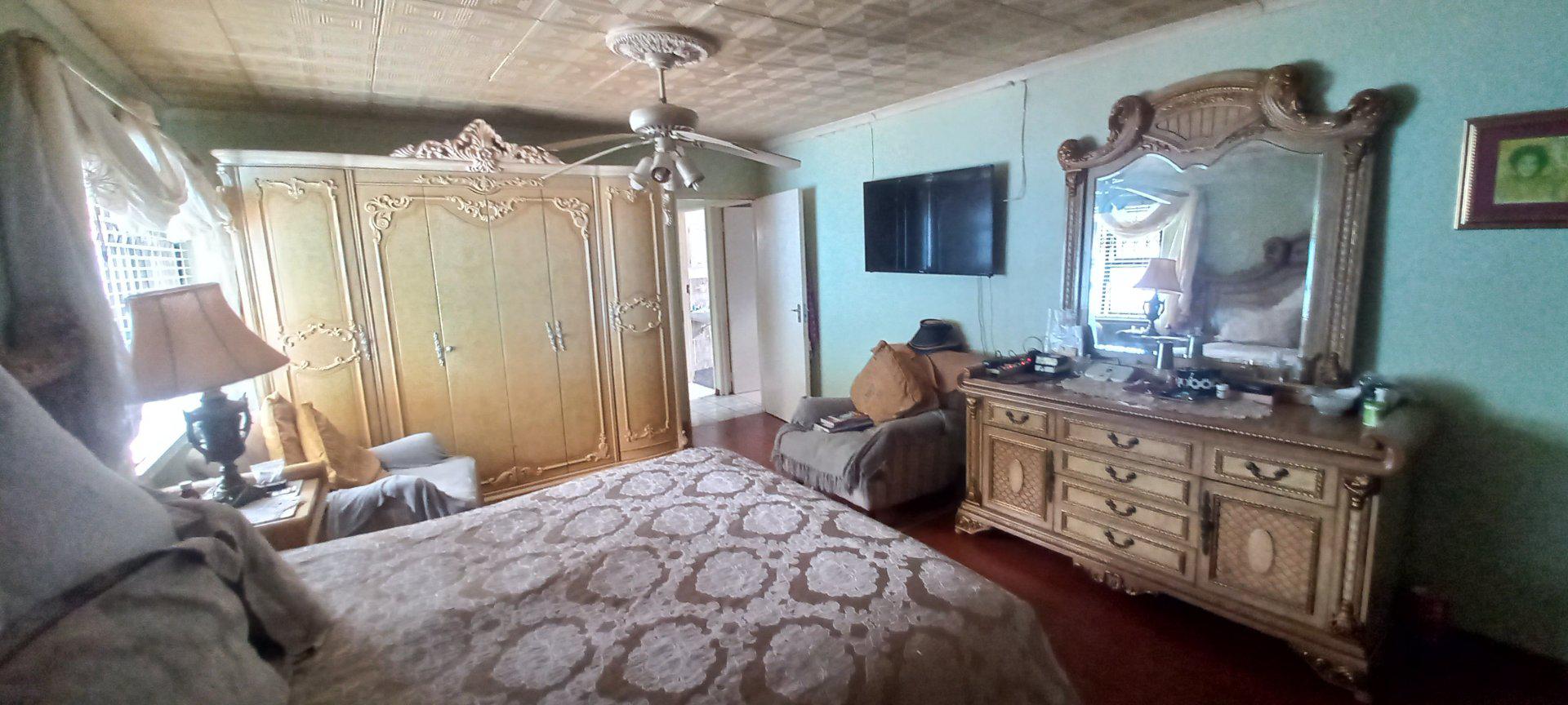  of property in Amalinda