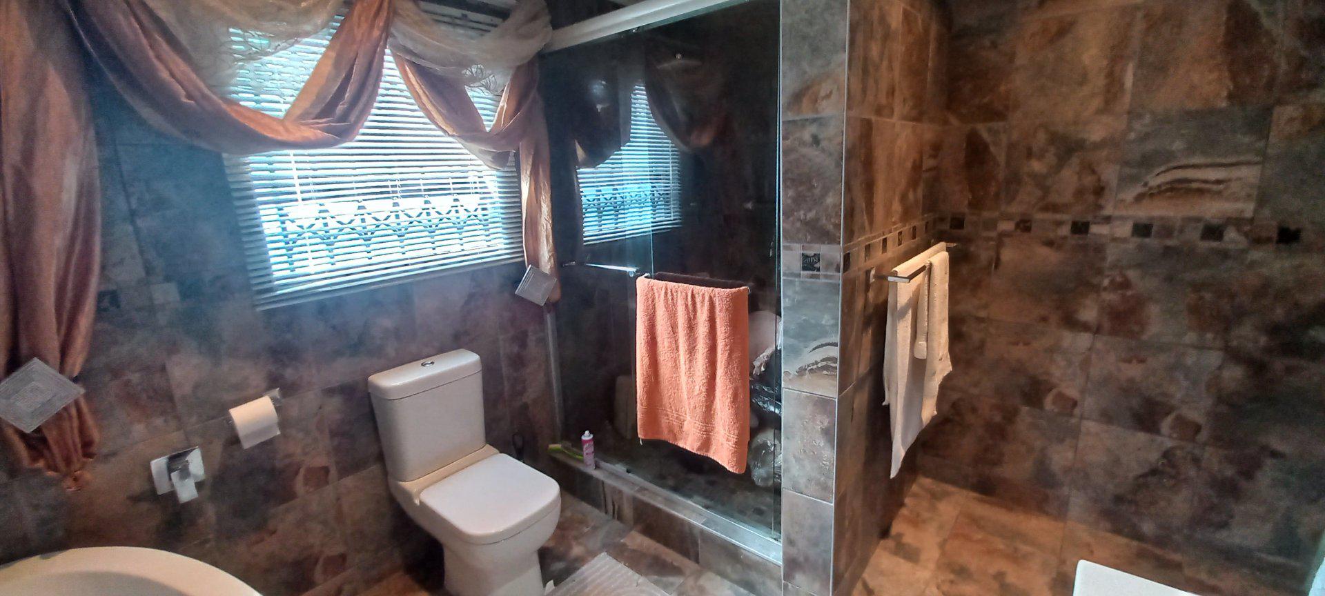  of property in Amalinda