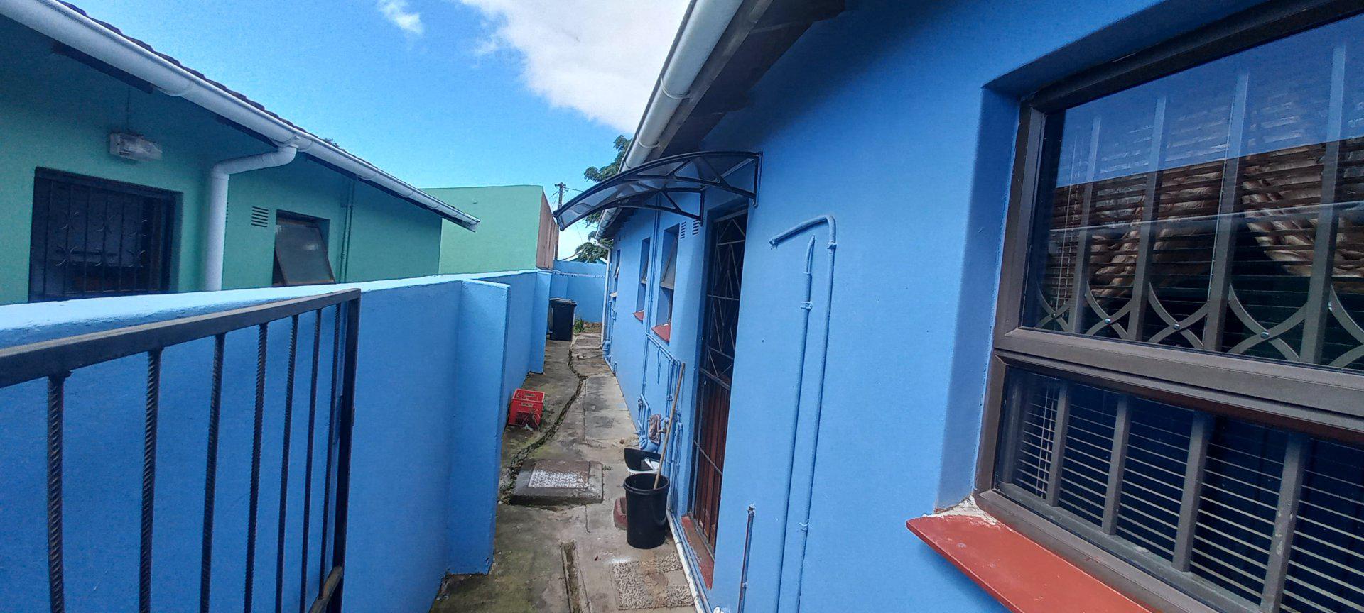  of property in Amalinda