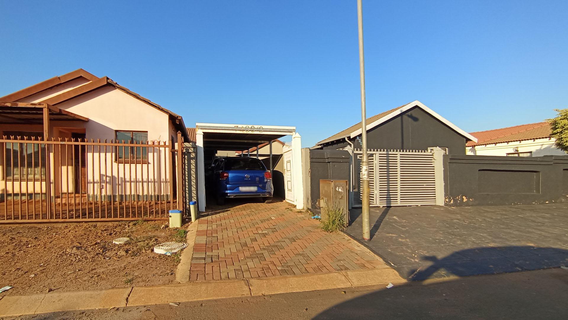Front View of property in Soshanguve East