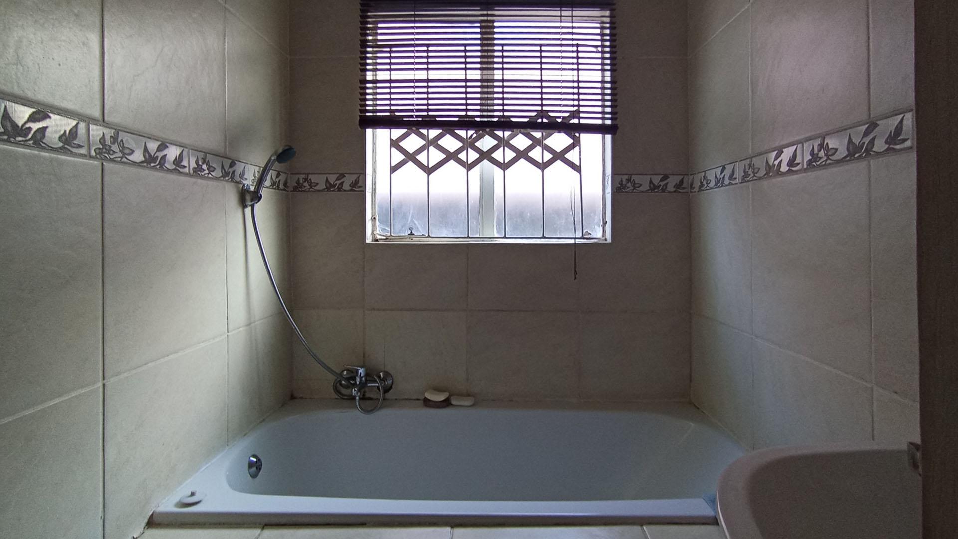 Bathroom 1 - 6 square meters of property in Soshanguve East