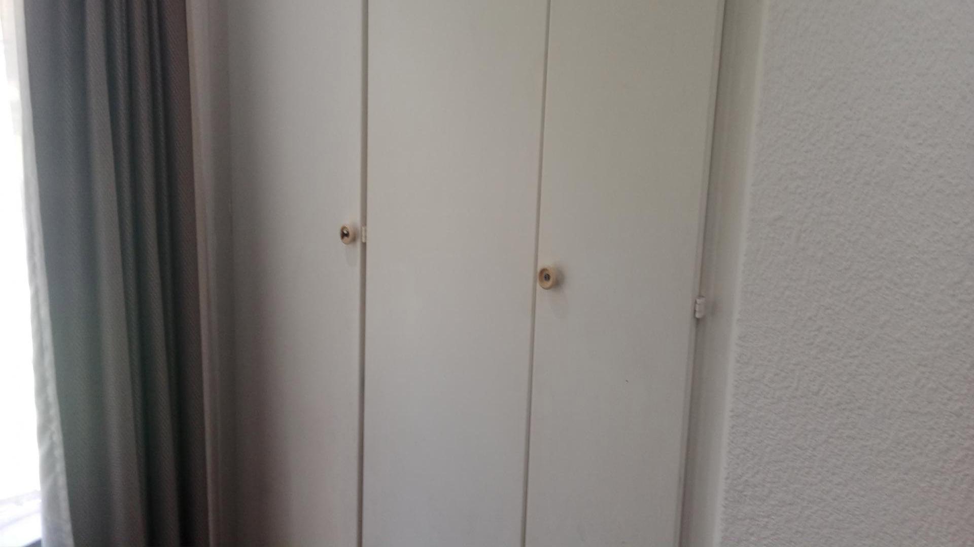 Bed Room 2 of property in Weltevreden Park