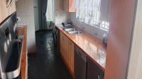 Kitchen of property in Weltevreden Park