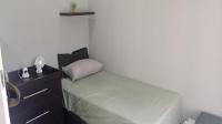 Bed Room 2 of property in Weltevreden Park