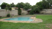 Swimming Pool of property in Weltevreden Park