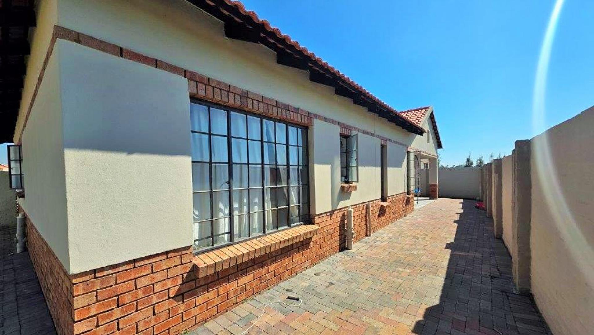 Backyard of property in Waterkloof (Rustenburg)