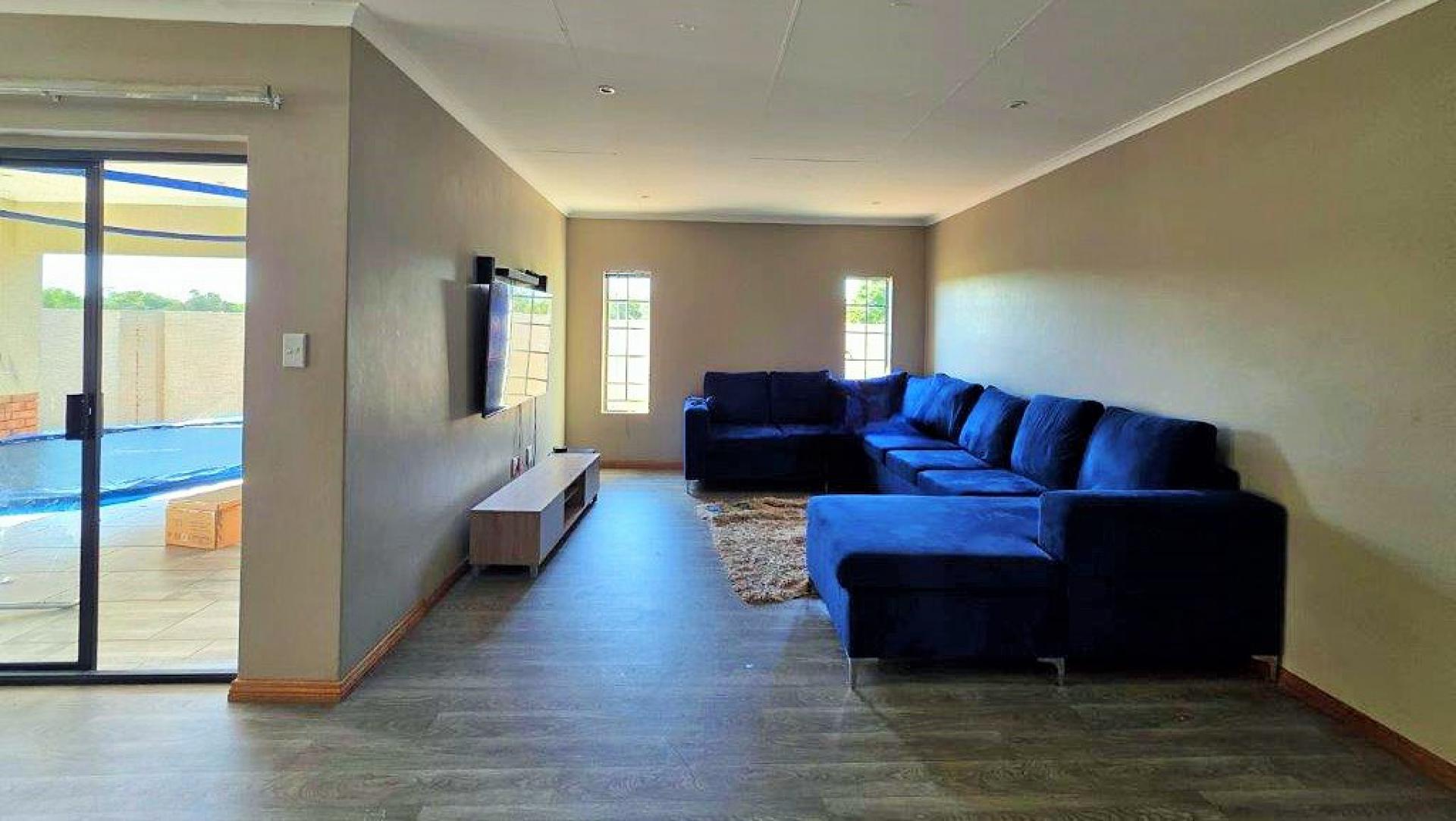 Lounges of property in Waterkloof (Rustenburg)