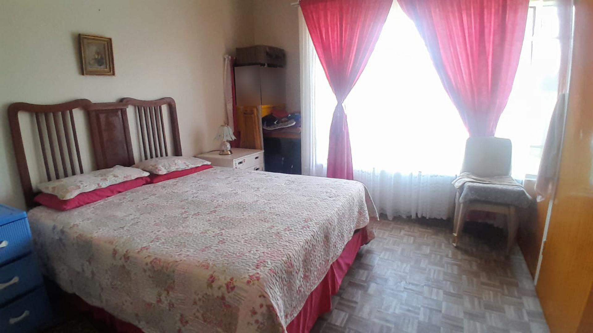 Bed Room 3 of property in Fochville