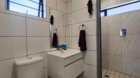 Main Bathroom - 4 square meters of property in Cosmo City