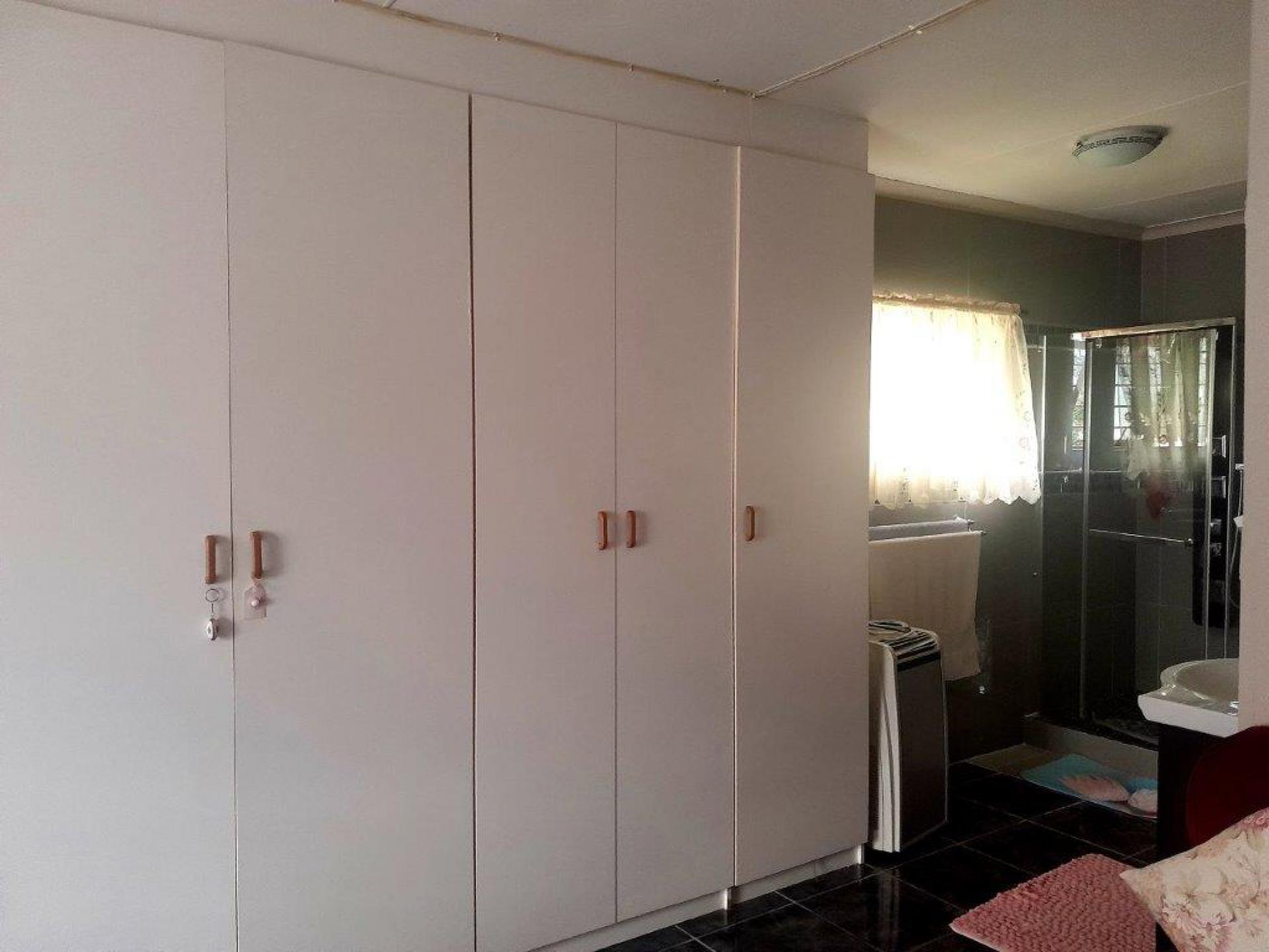  of property in Albertinia