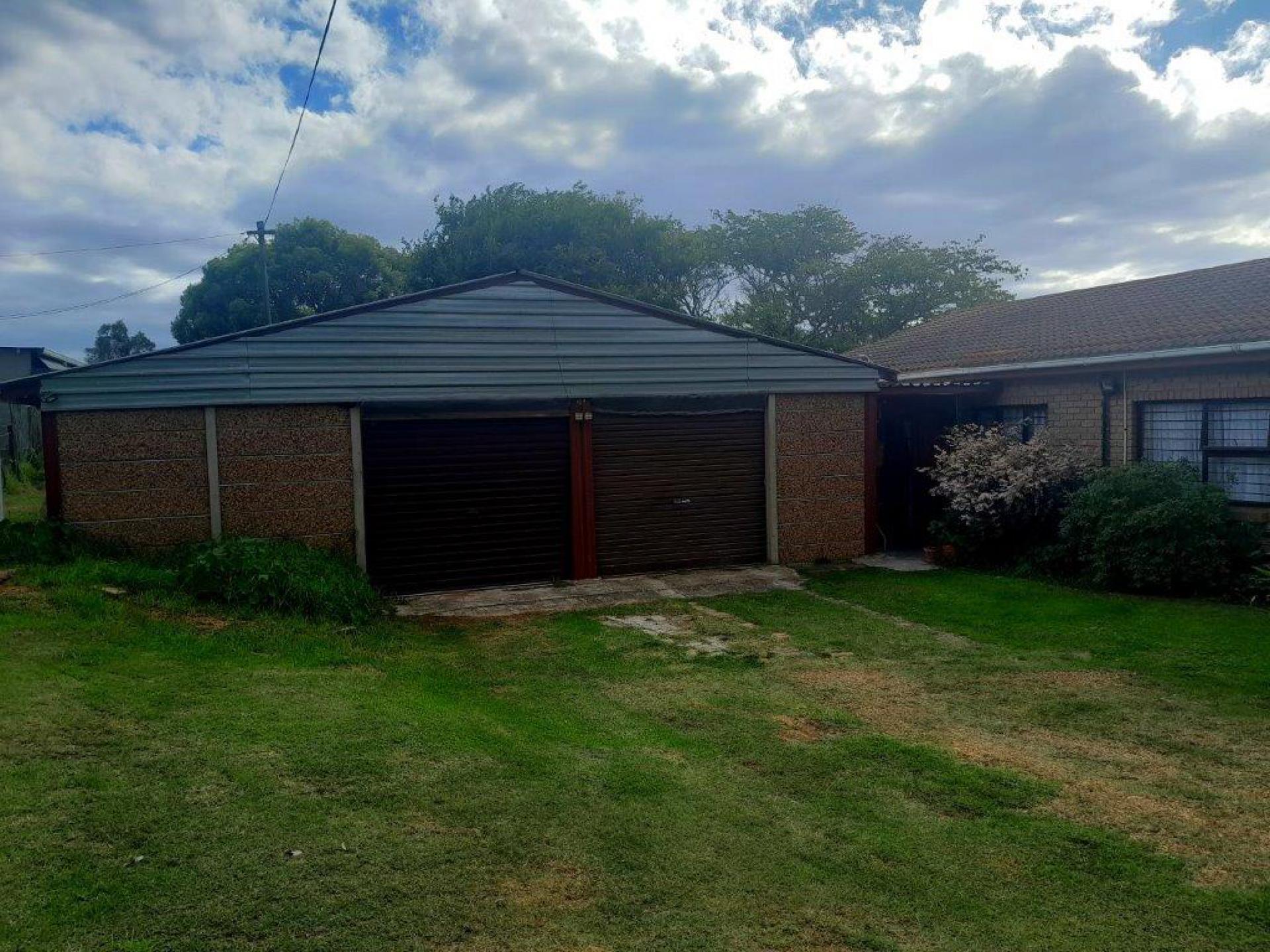  of property in Albertinia