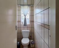 Guest Toilet of property in Heidelberg - GP