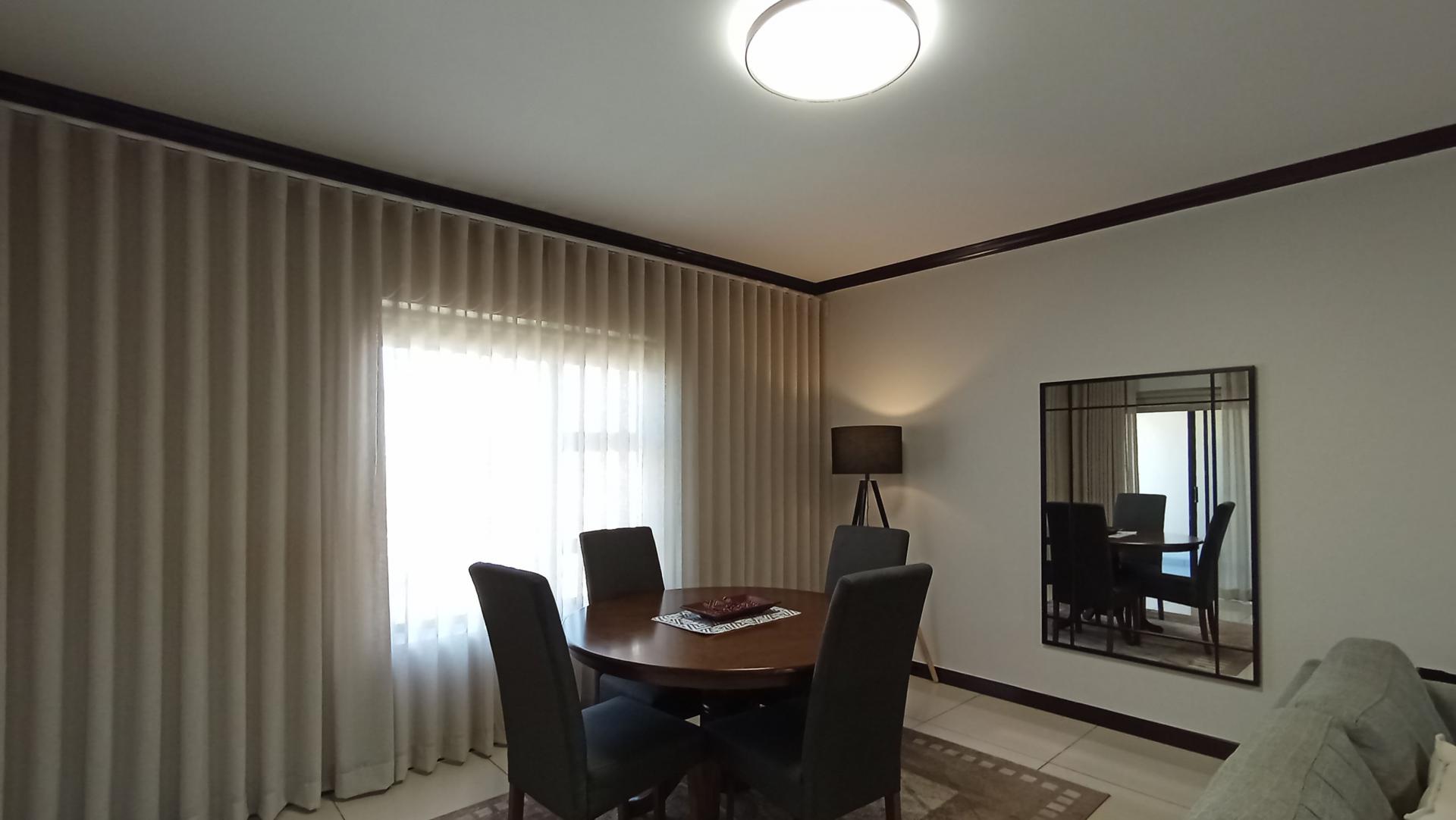 Dining Room - 17 square meters of property in Carlswald