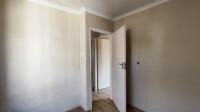 Bed Room 1 - 9 square meters of property in Palm Ridge