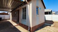 Front View of property in Palm Ridge