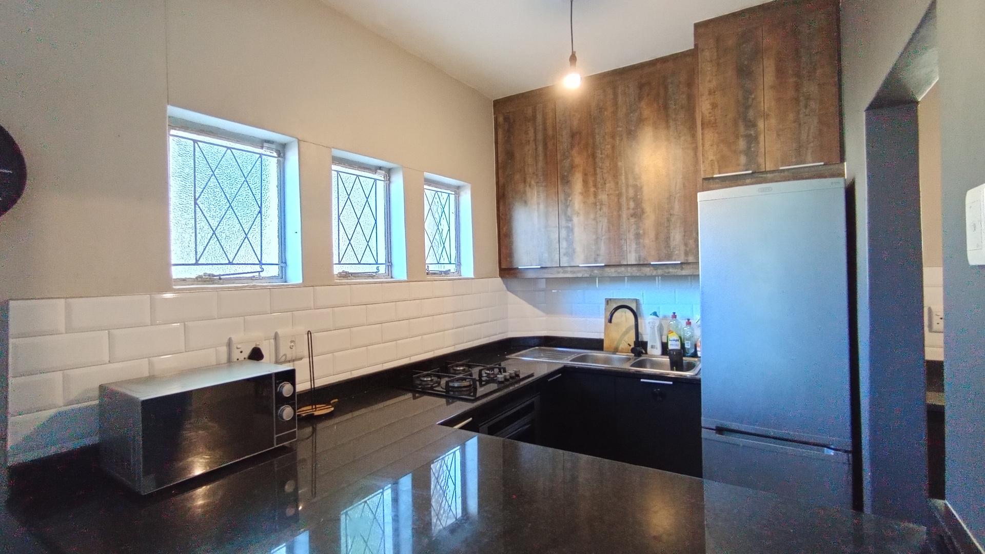 Kitchen - 6 square meters of property in Windermere