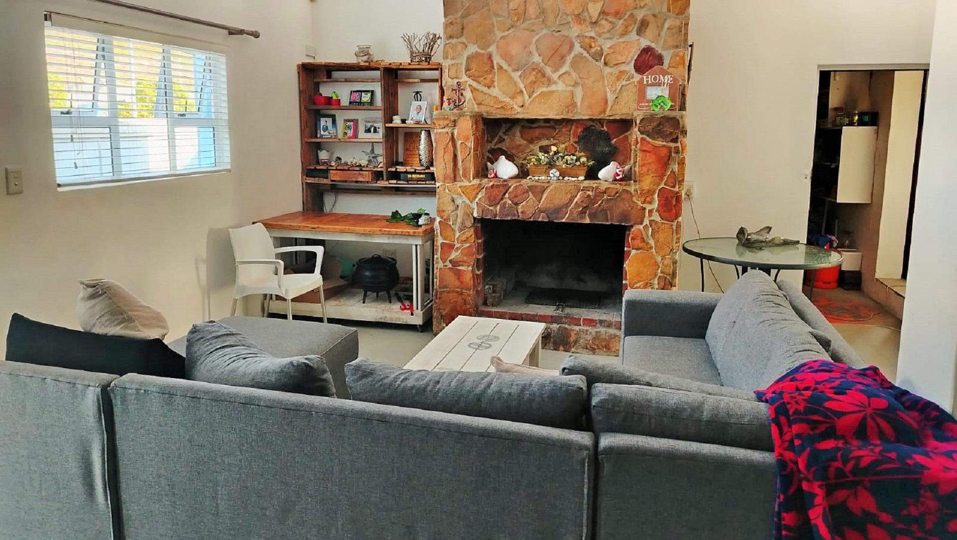 Lounges of property in Hawston