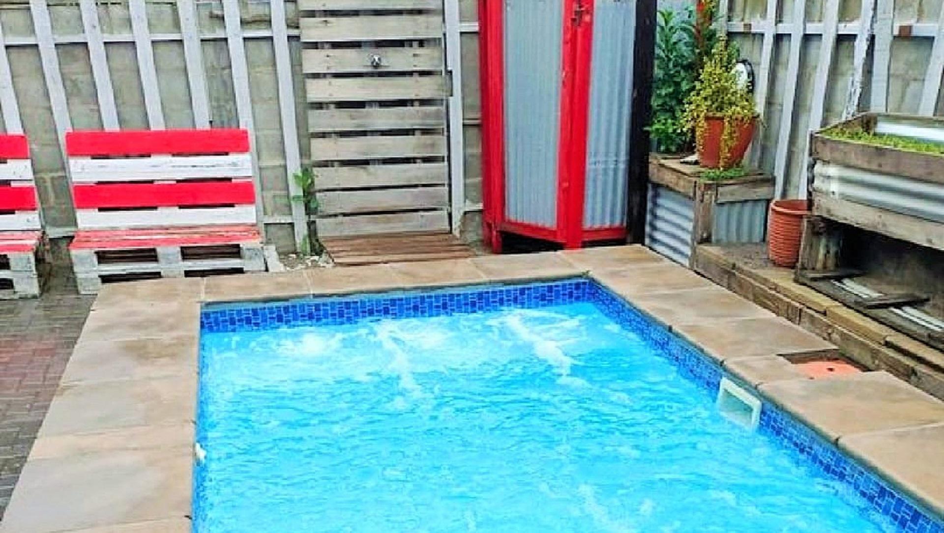 Swimming Pool of property in Hawston
