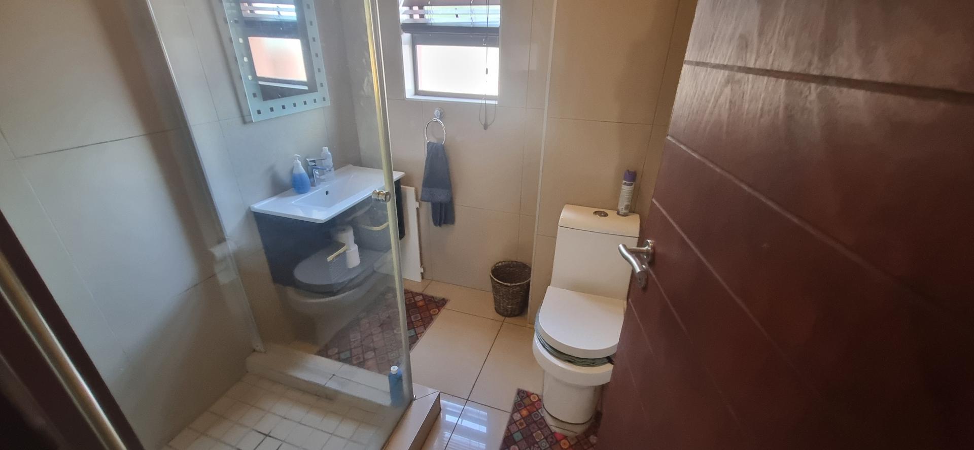  of property in Monavoni