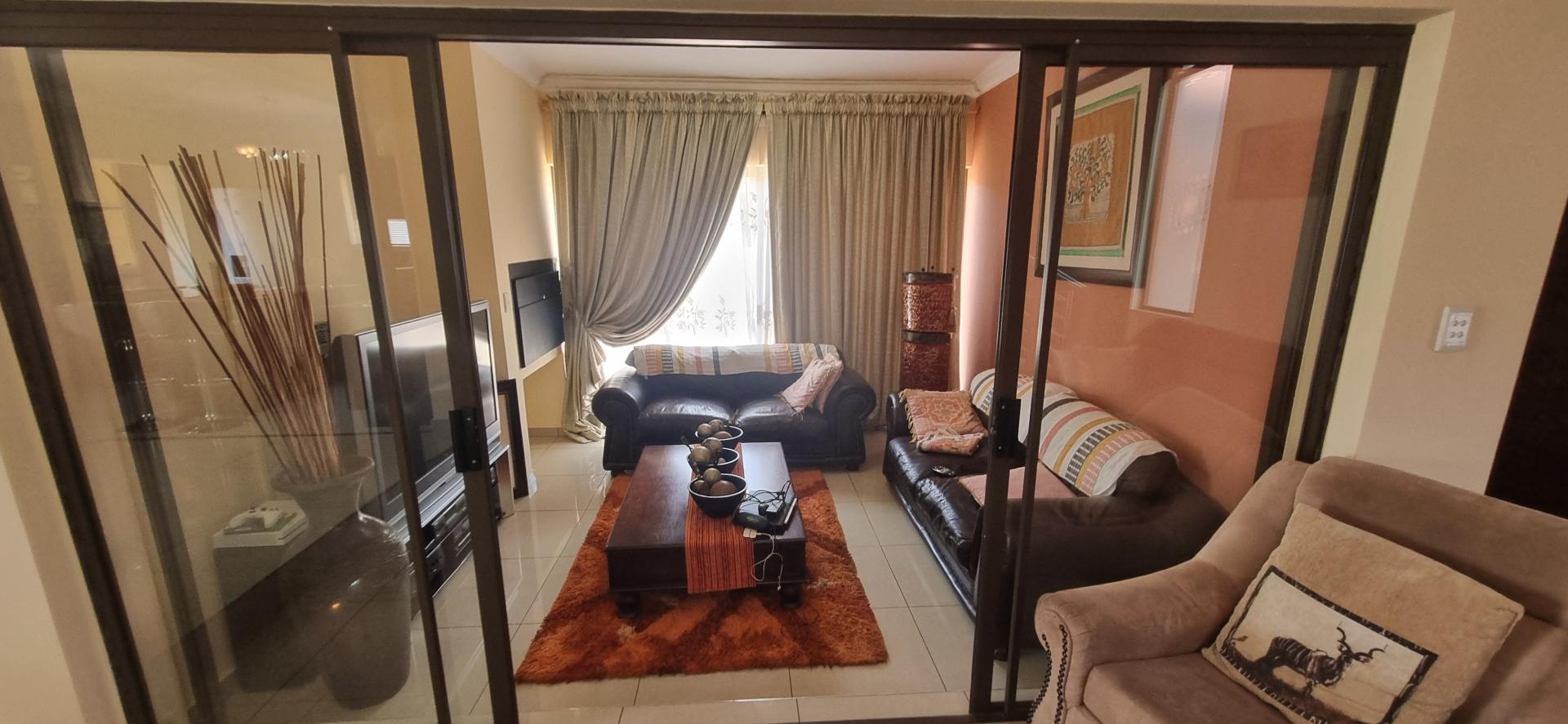  of property in Monavoni