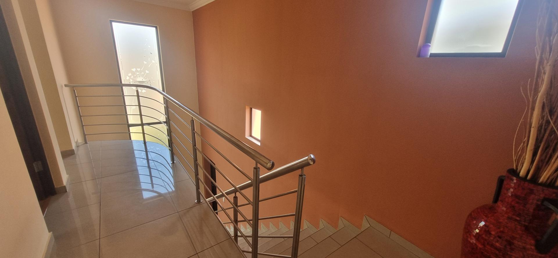  of property in Monavoni