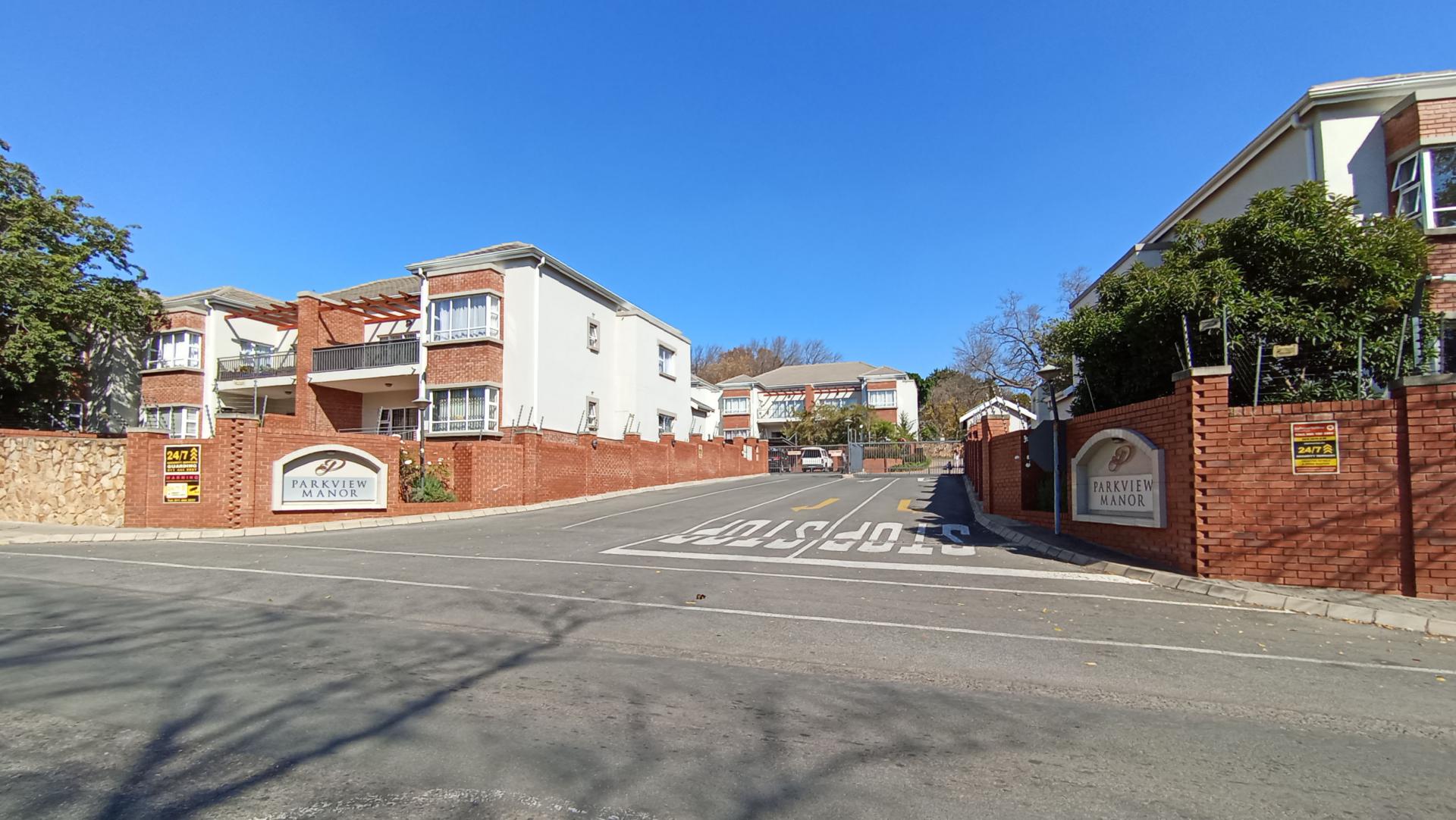 Front View of property in Parkview