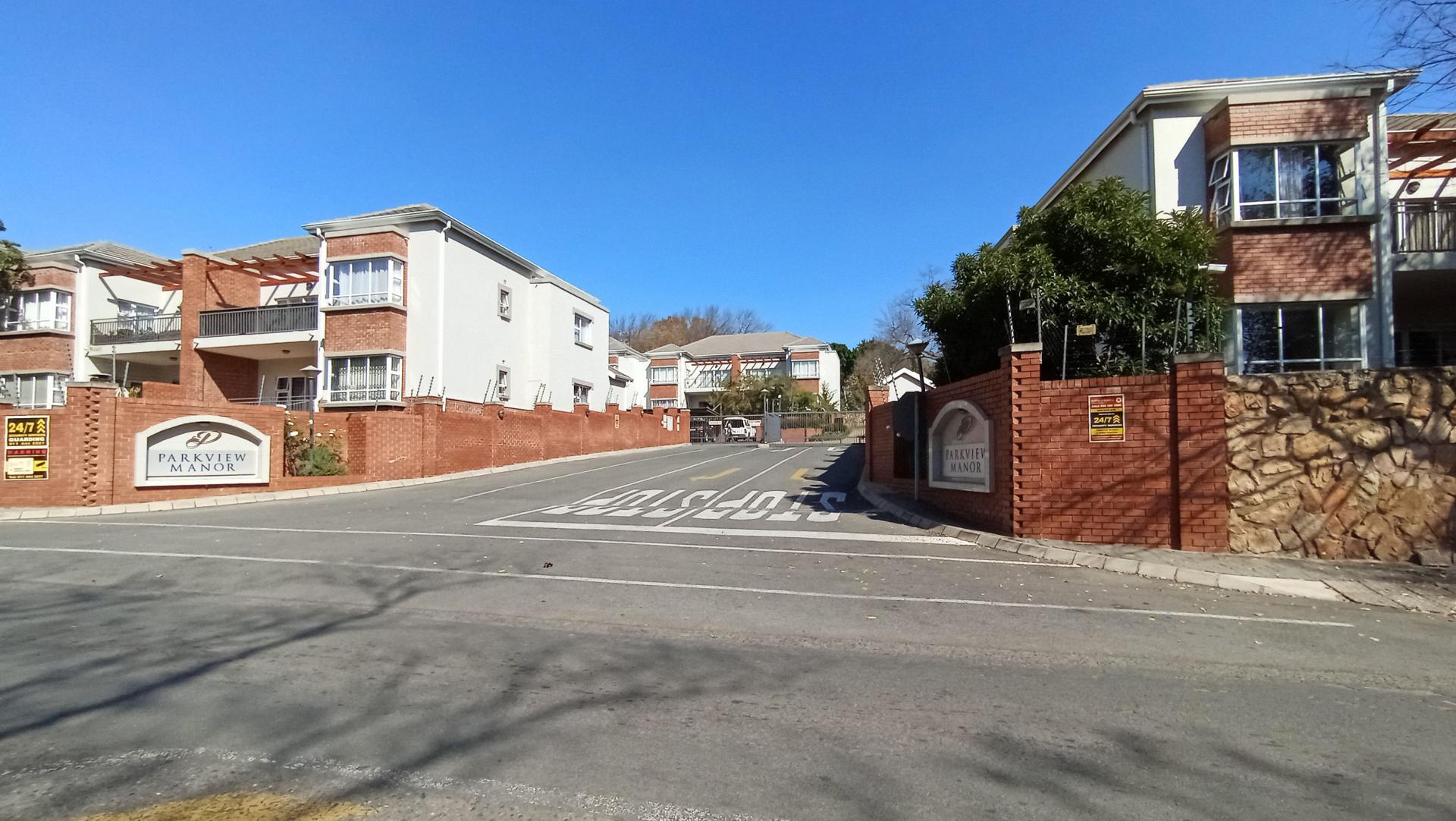 Front View of property in Parkview