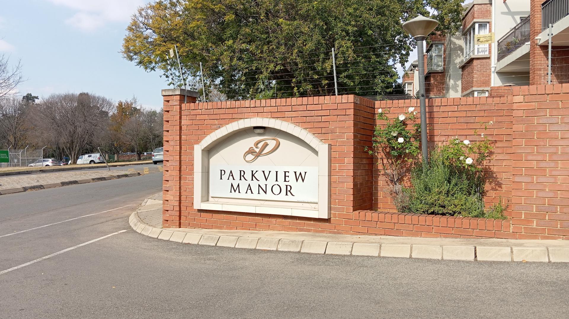 Front View of property in Parkview