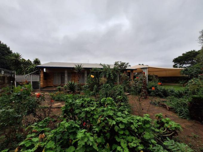 3 Bedroom House for Sale For Sale in Rustenburg - MR676838