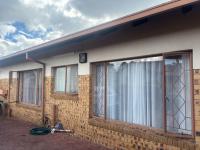 3 Bedroom 2 Bathroom Simplex for Sale for sale in Del Judor