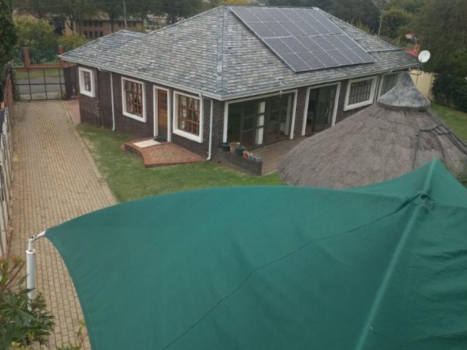 4 Bedroom House for Sale For Sale in Linmeyer - MR676889