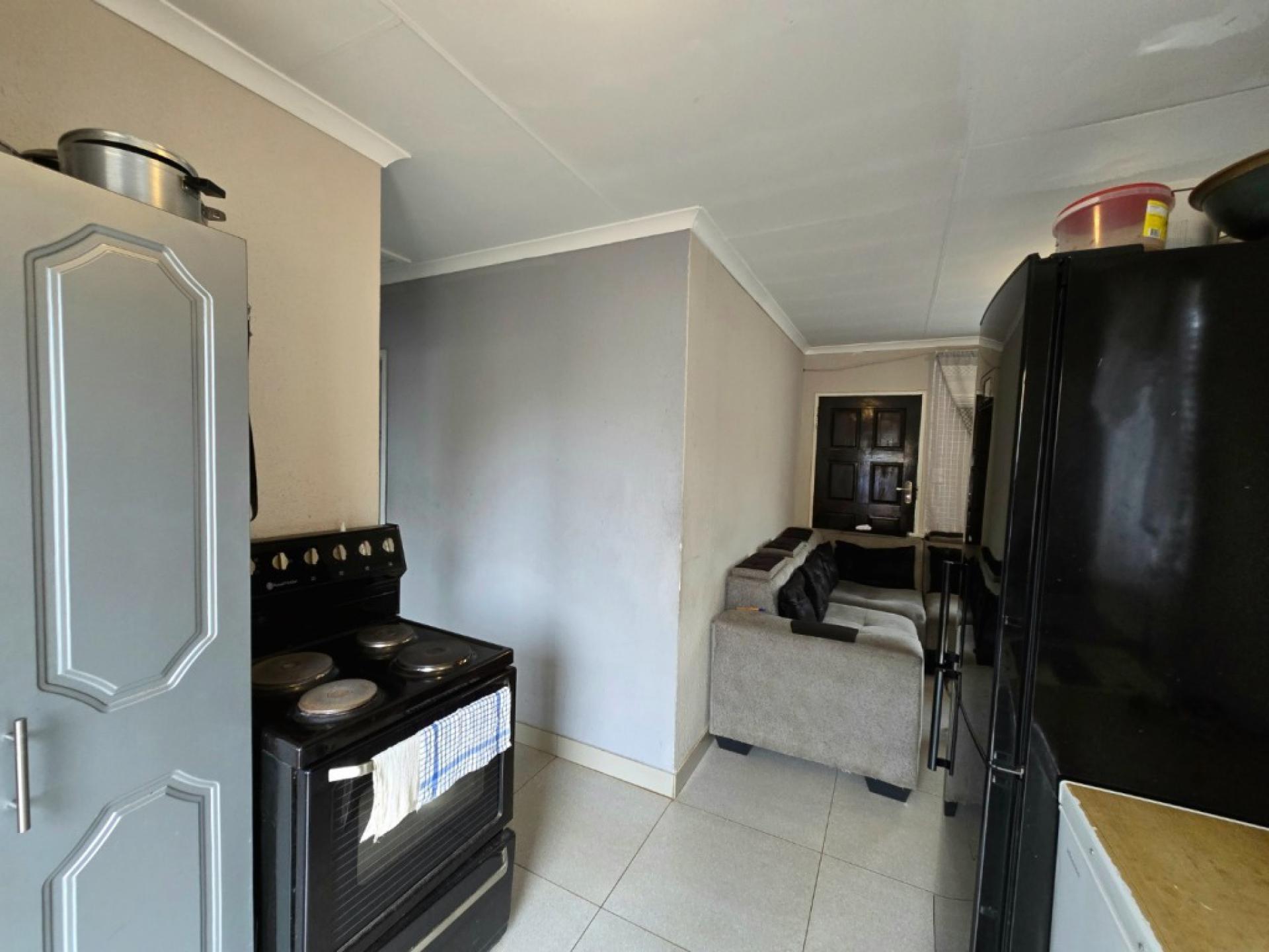  of property in Savanna City