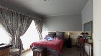 Bed Room 2 - 19 square meters of property in Marlands