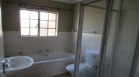 Bathroom 1 of property in North Riding A.H.