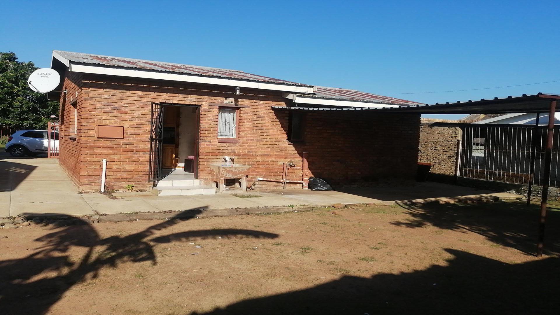 Backyard of property in Lethlabile