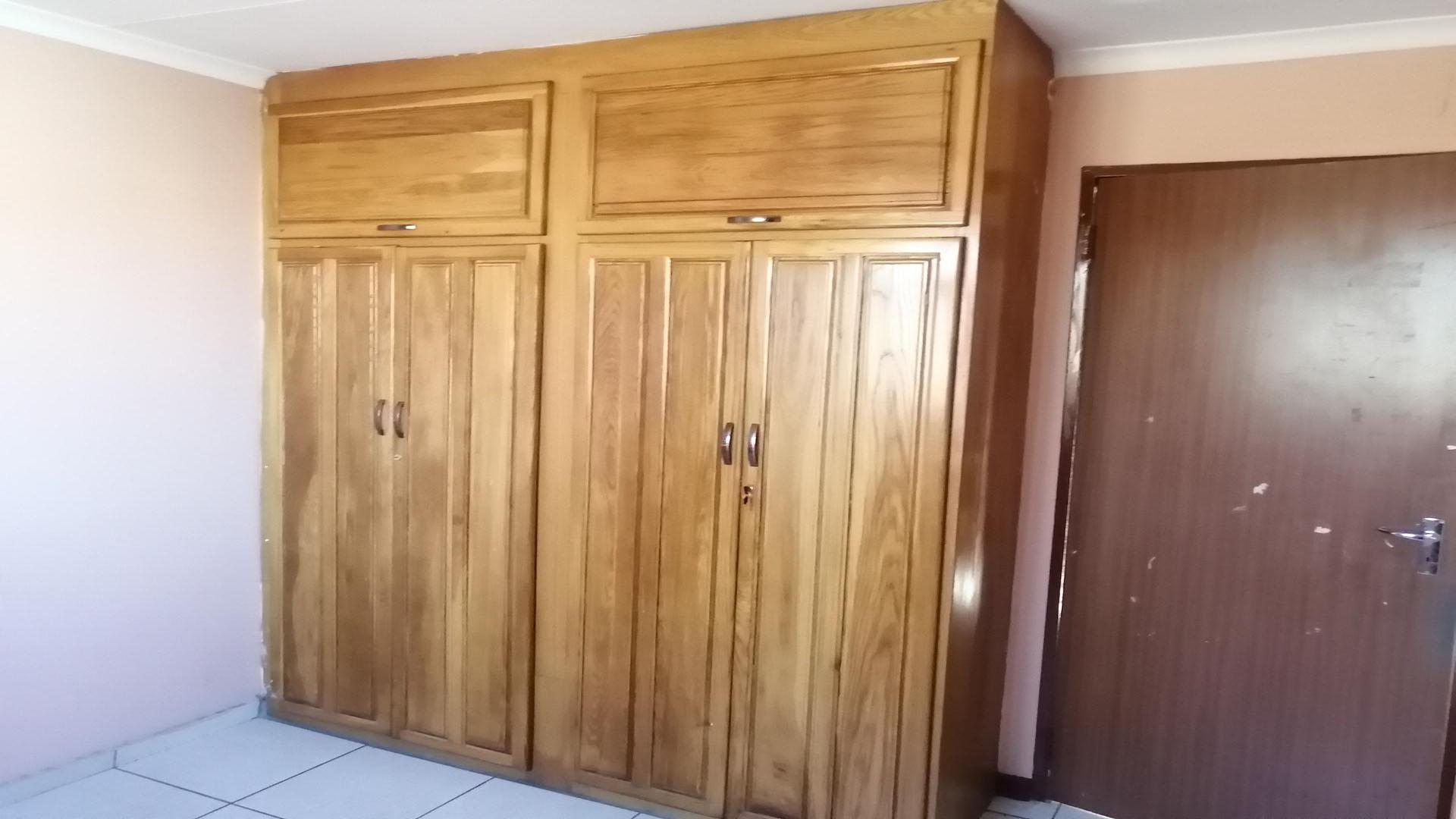 Bed Room 2 of property in Lethlabile