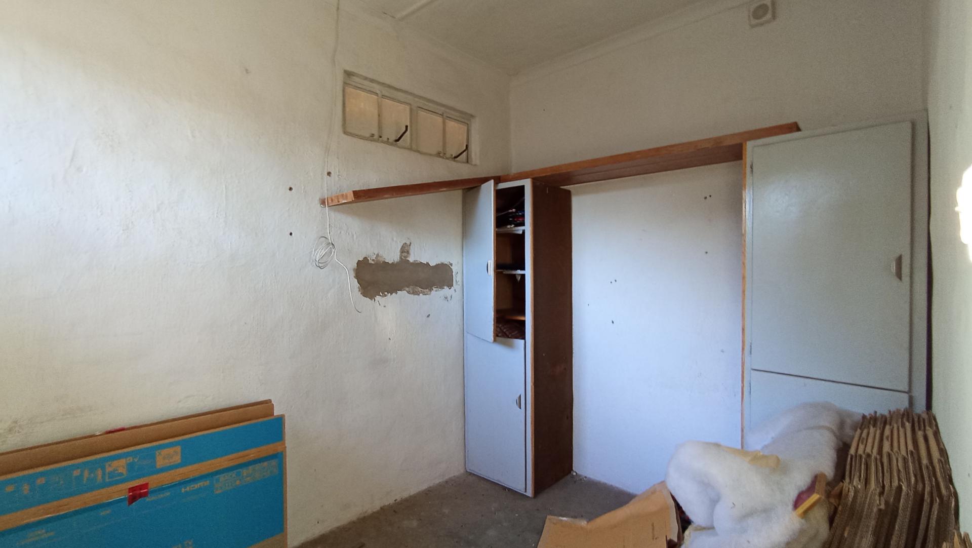 Staff Room - 7 square meters of property in Northcliff