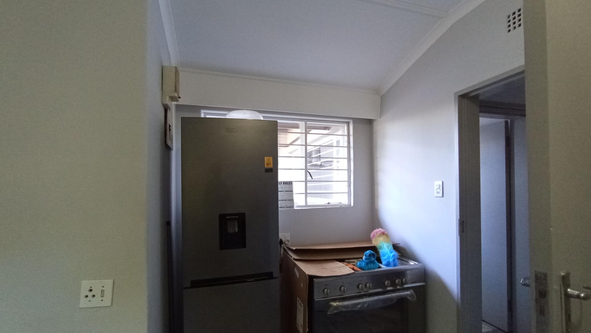 Kitchen - 40 square meters of property in Northcliff