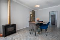 Dining Room of property in Northcliff