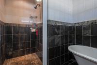 Bathroom 2 of property in Northcliff