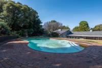 Swimming Pool of property in Northcliff