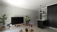 Lounges - 18 square meters of property in Ferndale - JHB