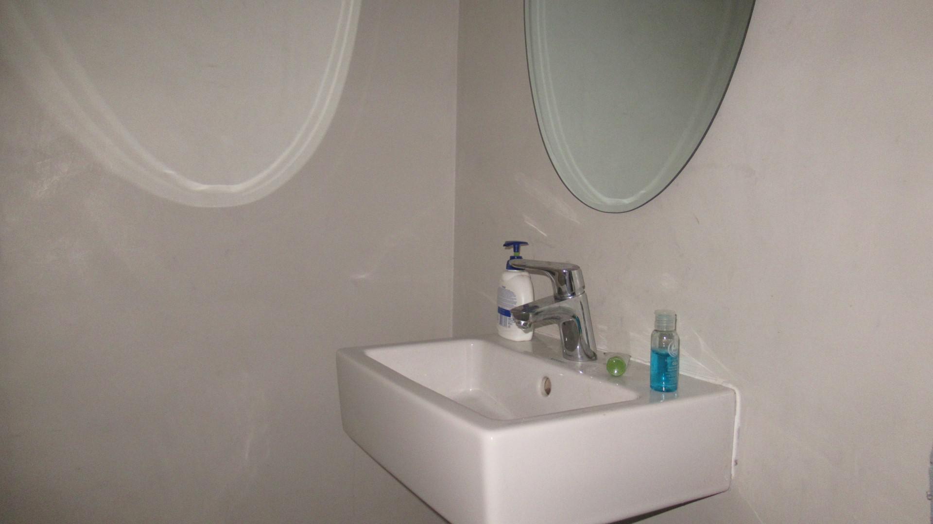 Guest Toilet - 3 square meters of property in Braamfontein